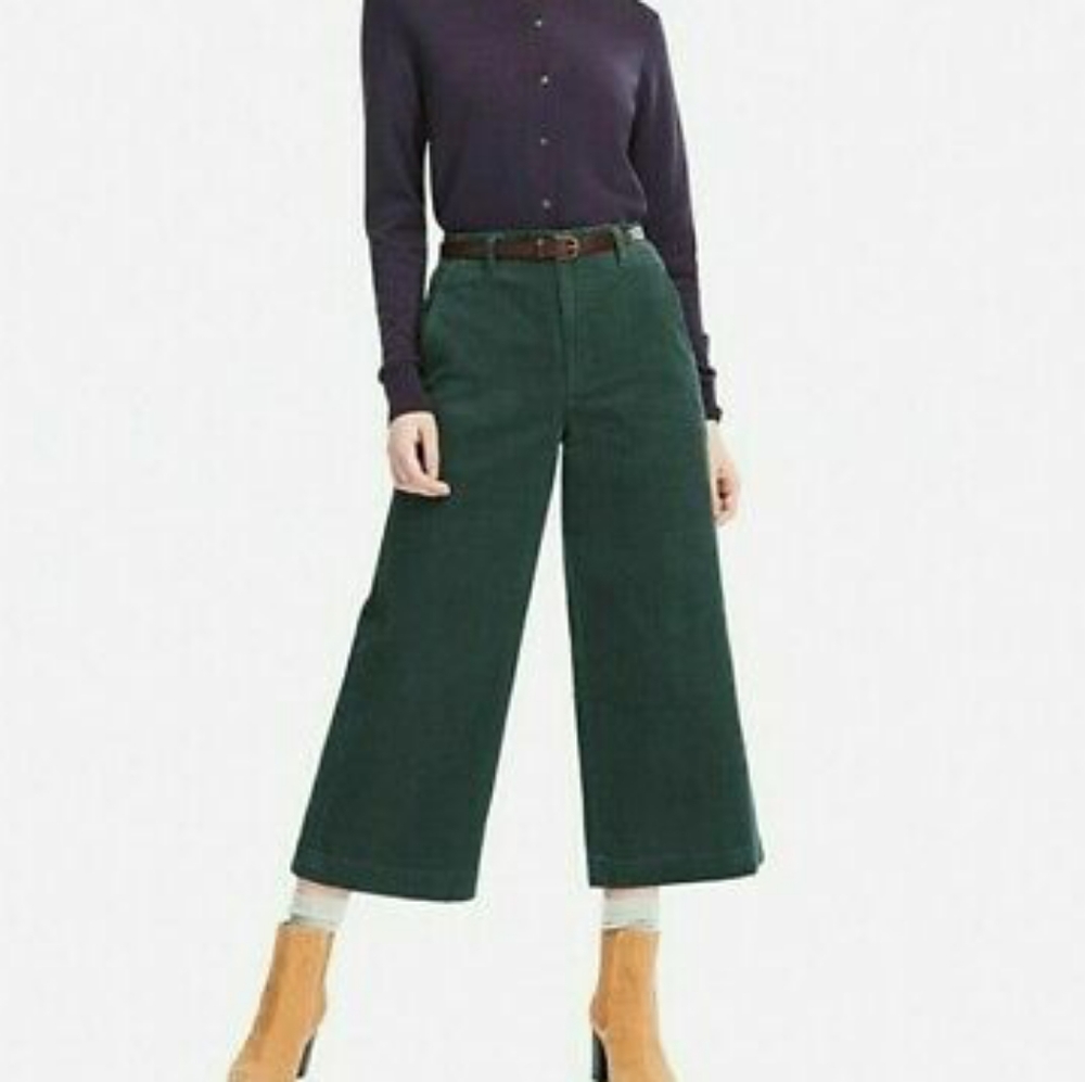 UNIQLO Wide-Leg Corduroy Pants